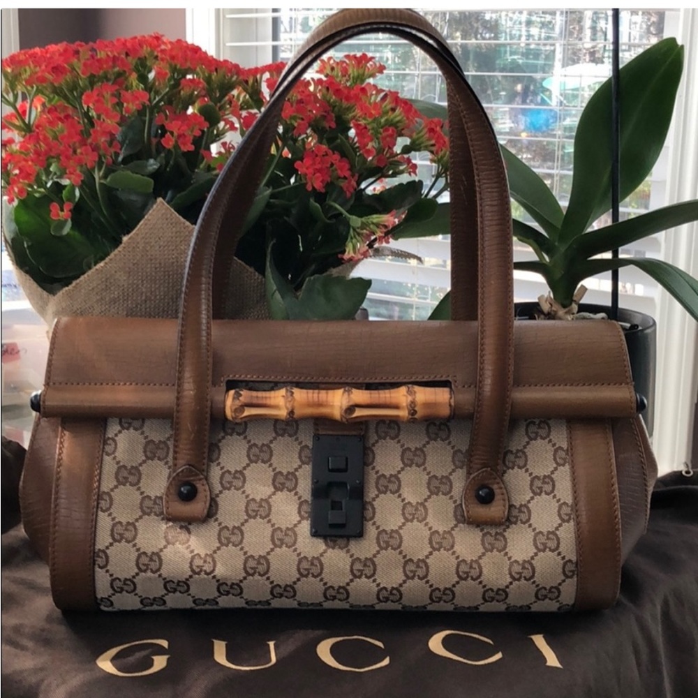 GUCCI BAG VINTAGE with ORIGINAL DUST BAG